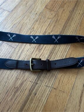 Vineyard Vines Men’s Navy Lacrosse Embroidered Belt